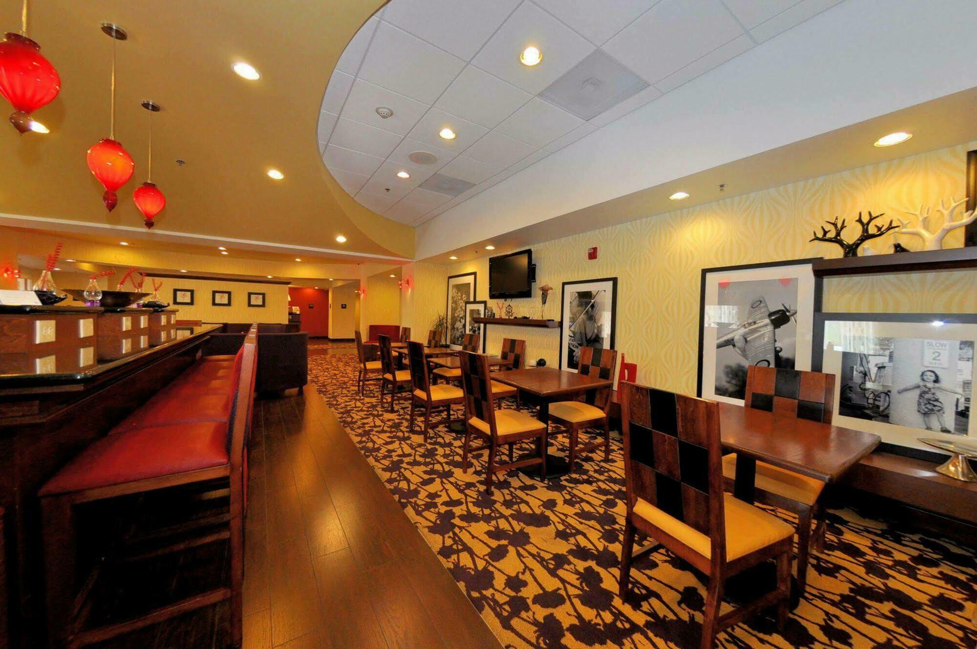 Hampton Inn Richmond - Airport Sandston Εστιατόριο φωτογραφία